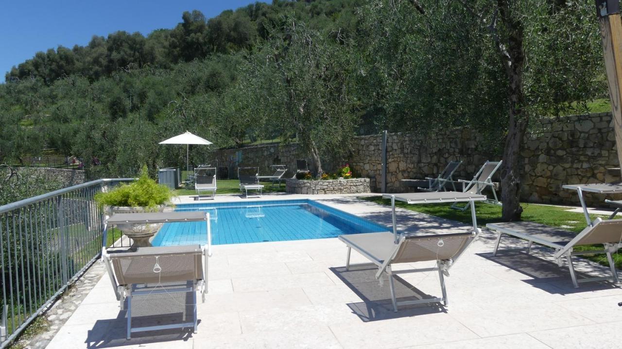 Agricampeggio Relax Brenzone sul Garda Luaran gambar